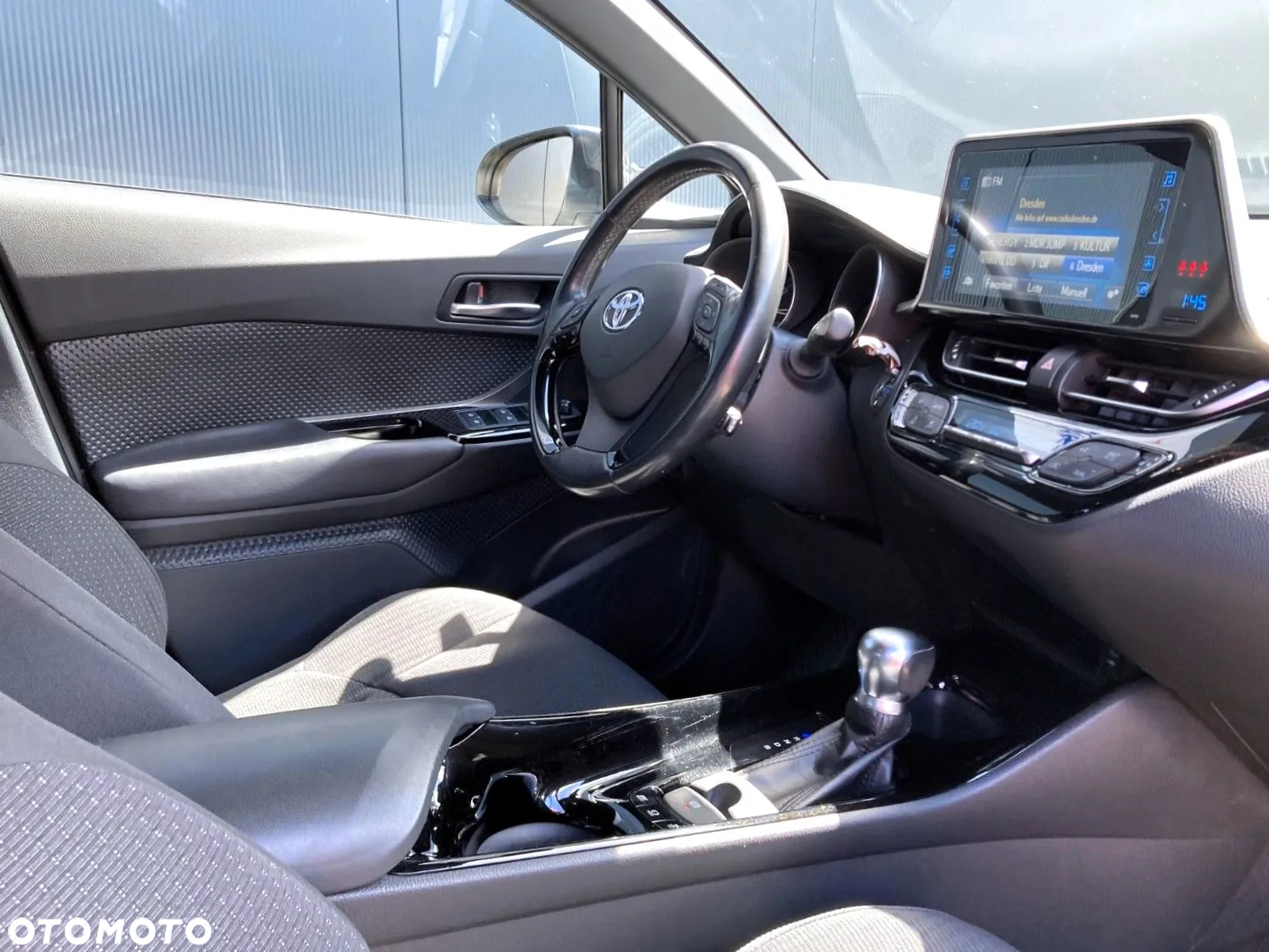 Toyota C-HR 1.8 Hybrid Premium - 26