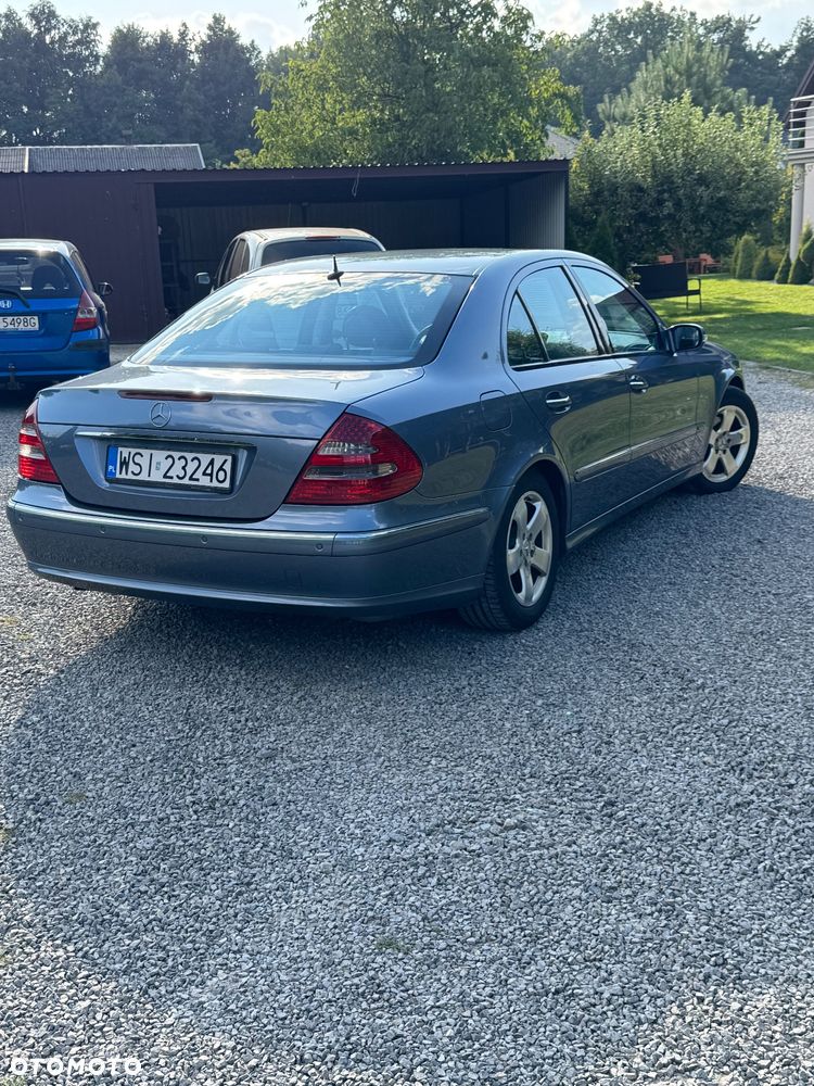 Mercedes-Benz Klasa E - 9