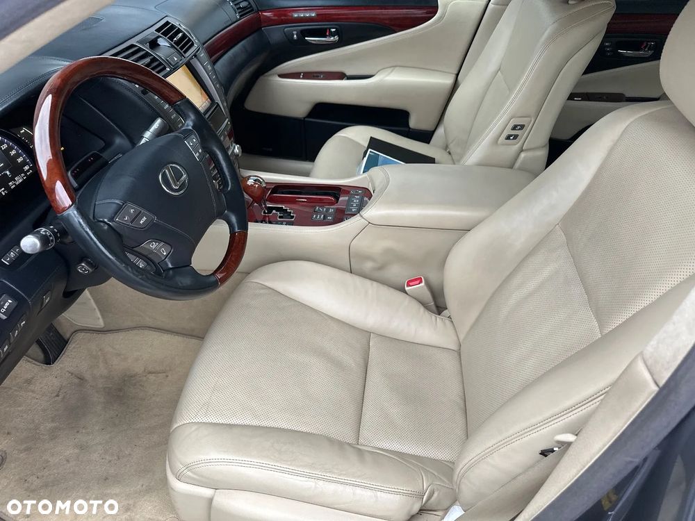 Lexus LS ver-1-2-comfort - 19