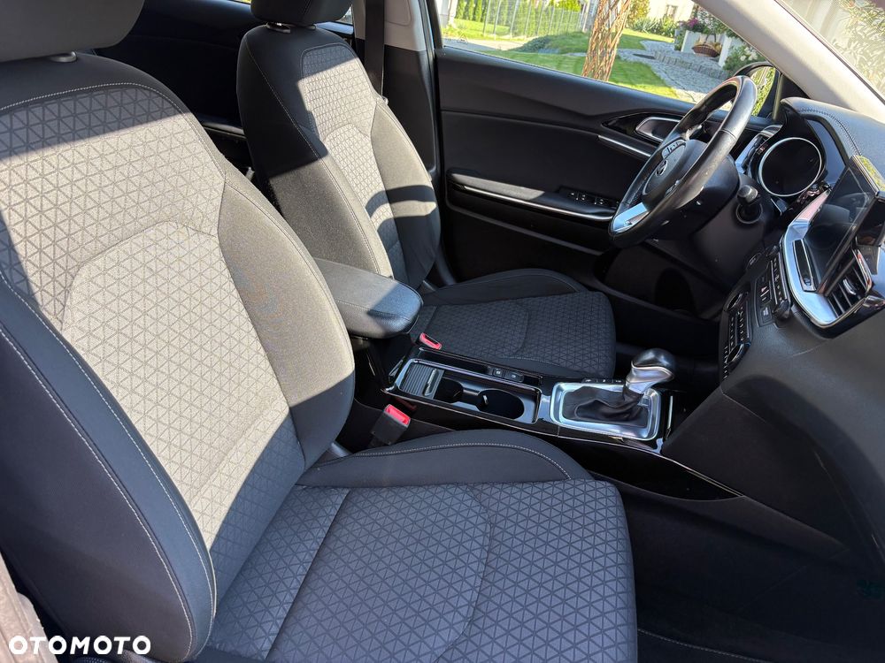 Kia Ceed - 10