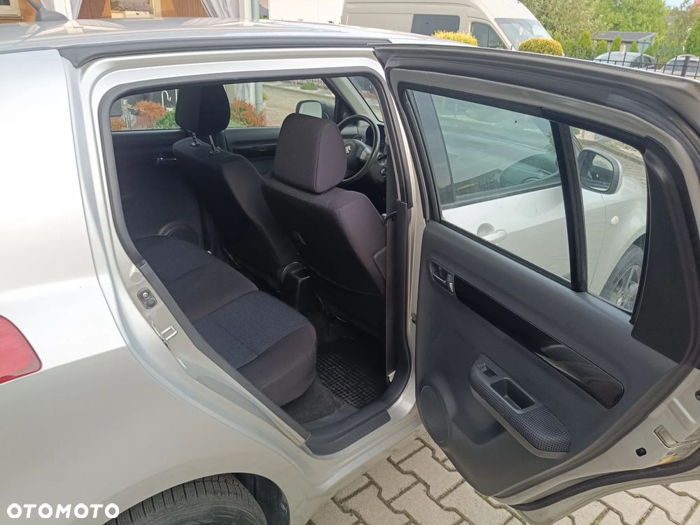 Suzuki Swift 1.3 GS / Premium 4WD - 17