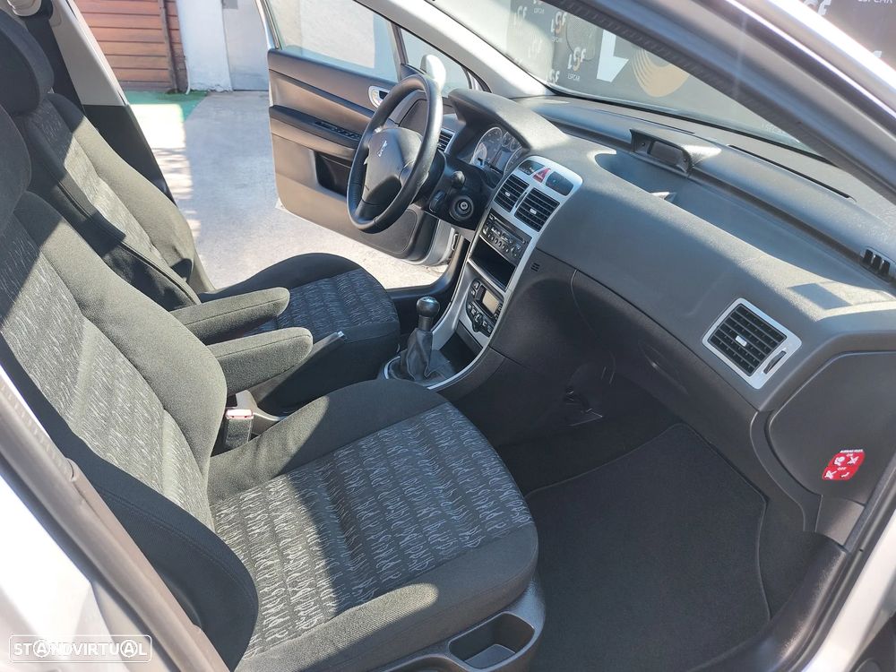 Peugeot 307 1.6 HDi XT Premium - 11