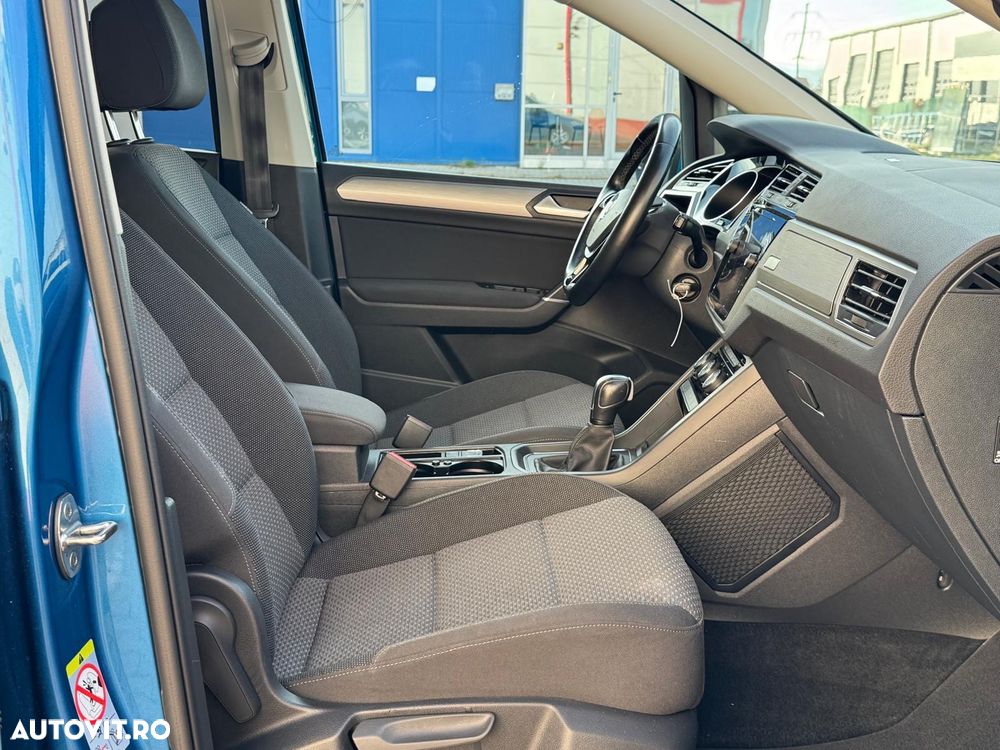 Volkswagen Touran 2.0 TDI SCR DSG Comfortline - 21