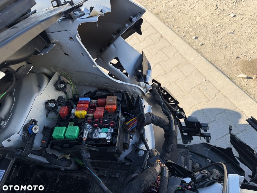 Peugeot Partner - 10