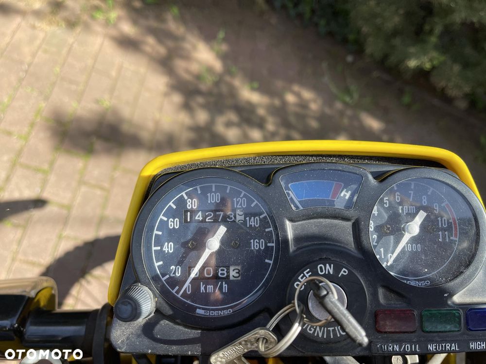 Suzuki T - 7