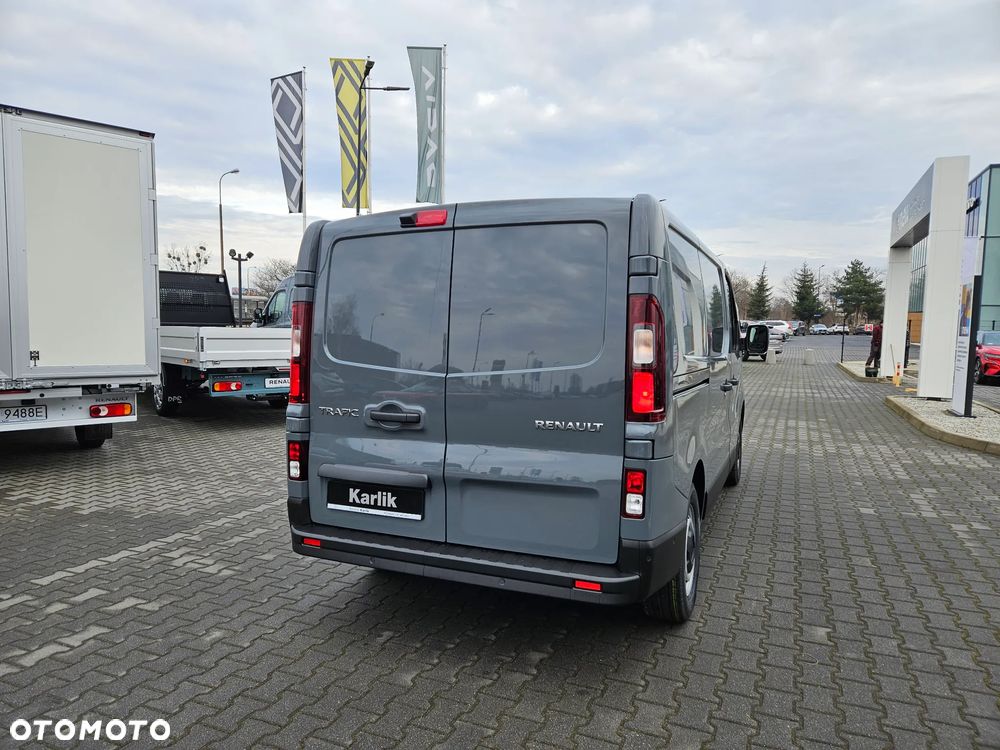 Renault Trafic L1H1 2.0dCi 150 KM AT9 - 4