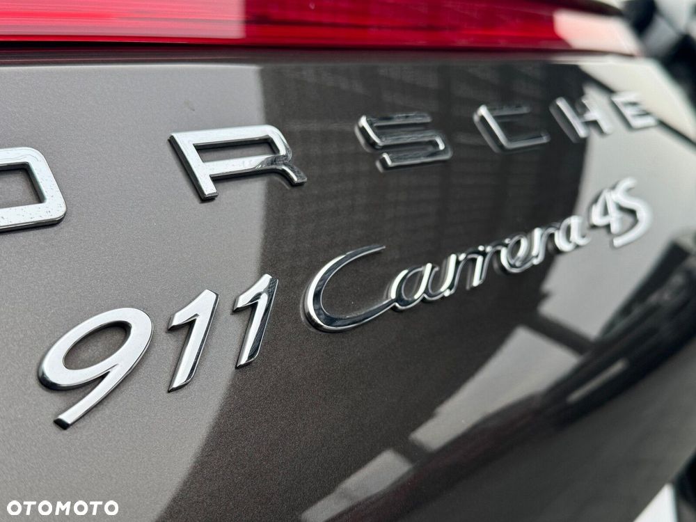 Porsche 911 Carrera 4S PDK - 26