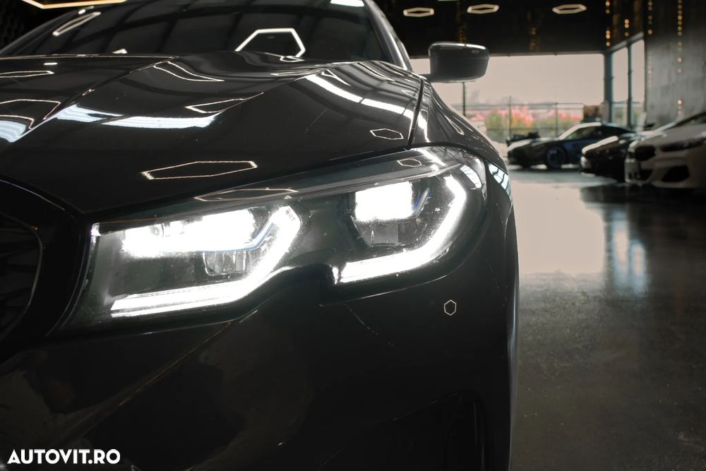 BMW M3 M340i xDrive AT MHEV - 33