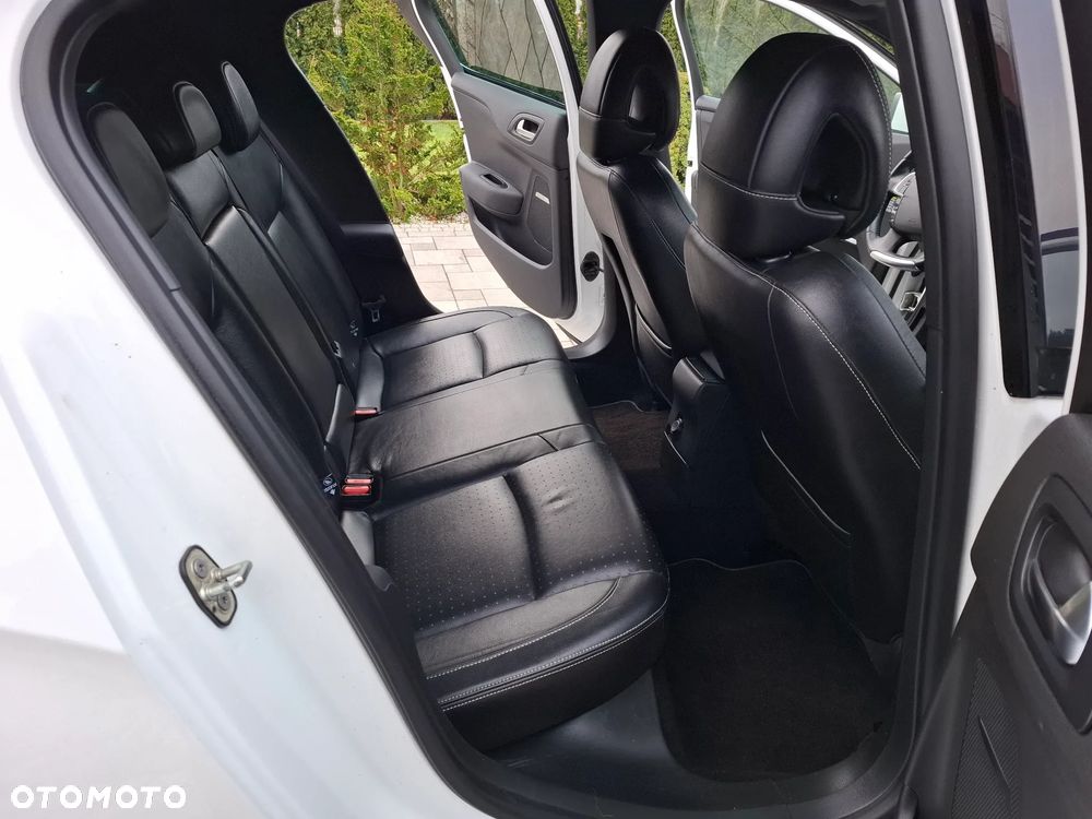 Citroën DS4 HDi 110 SoChic - 19