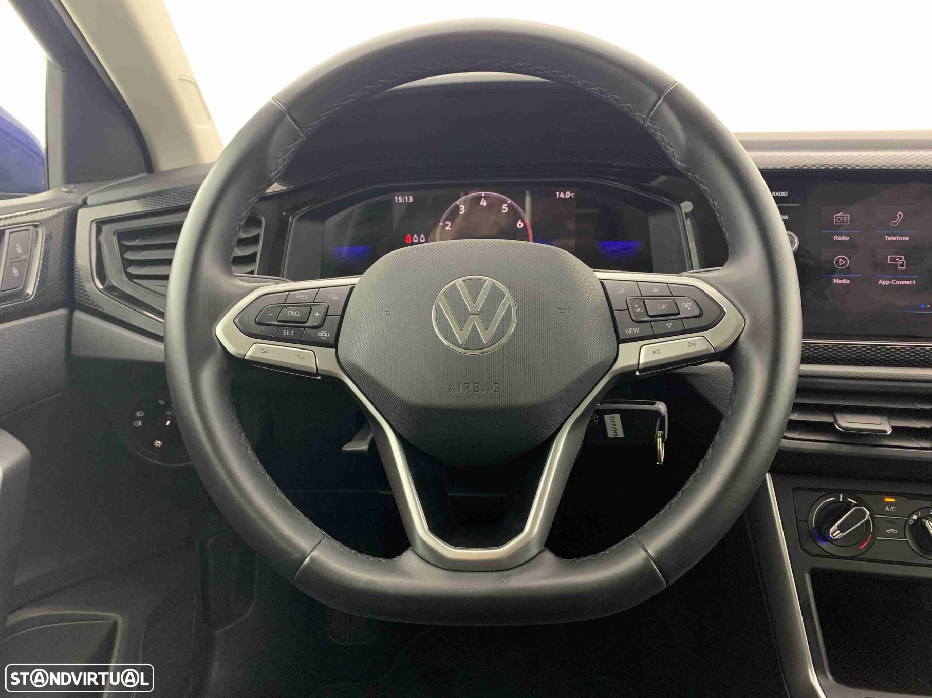 VW Polo 1.0 TSI Urban - 12