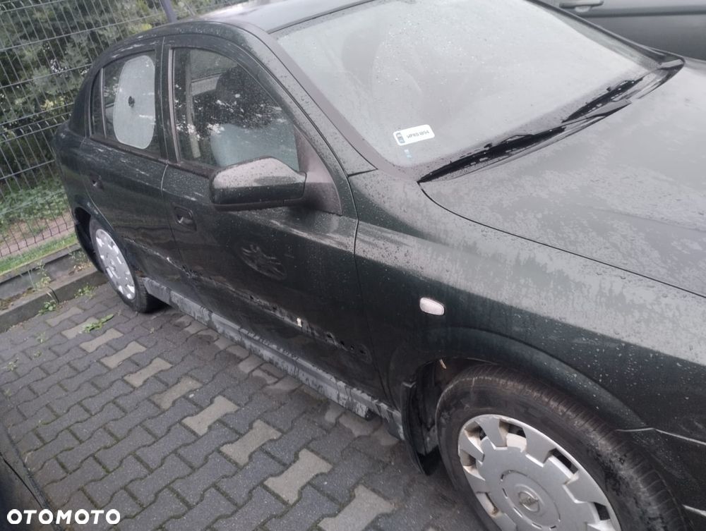 Opel Astra - 2