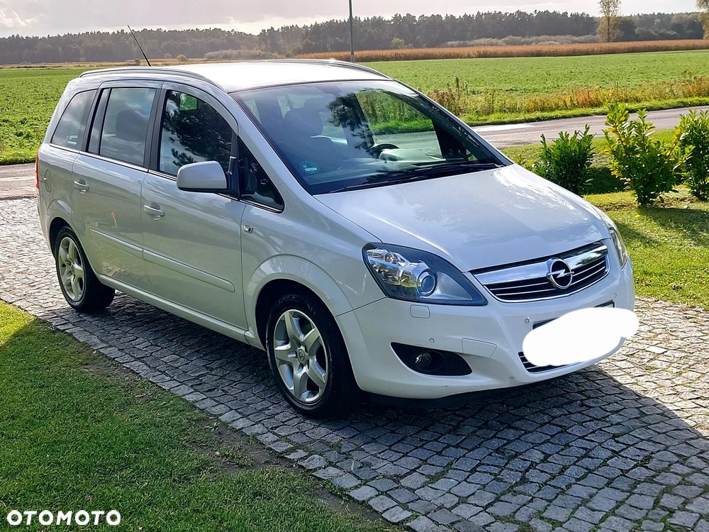 Opel Zafira 1.8 Design Edition - 9