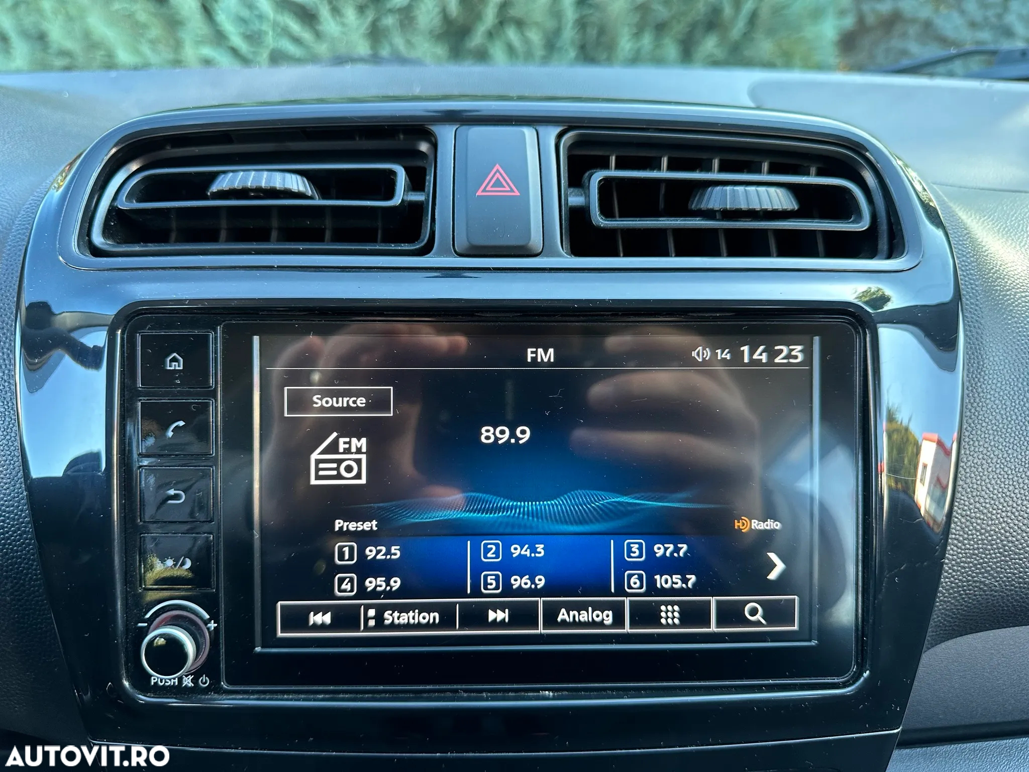 Mitsubishi Mirage - 31