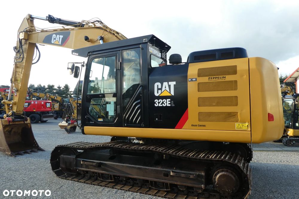 Caterpillar 323 EL Z NIEMIEC DWIE ŁYŻKI - 3