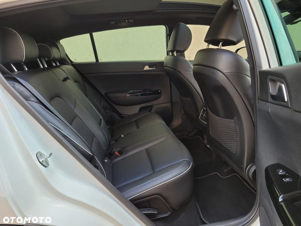 Kia Sportage 1.6 T-GDI GT Line 2WD - 34