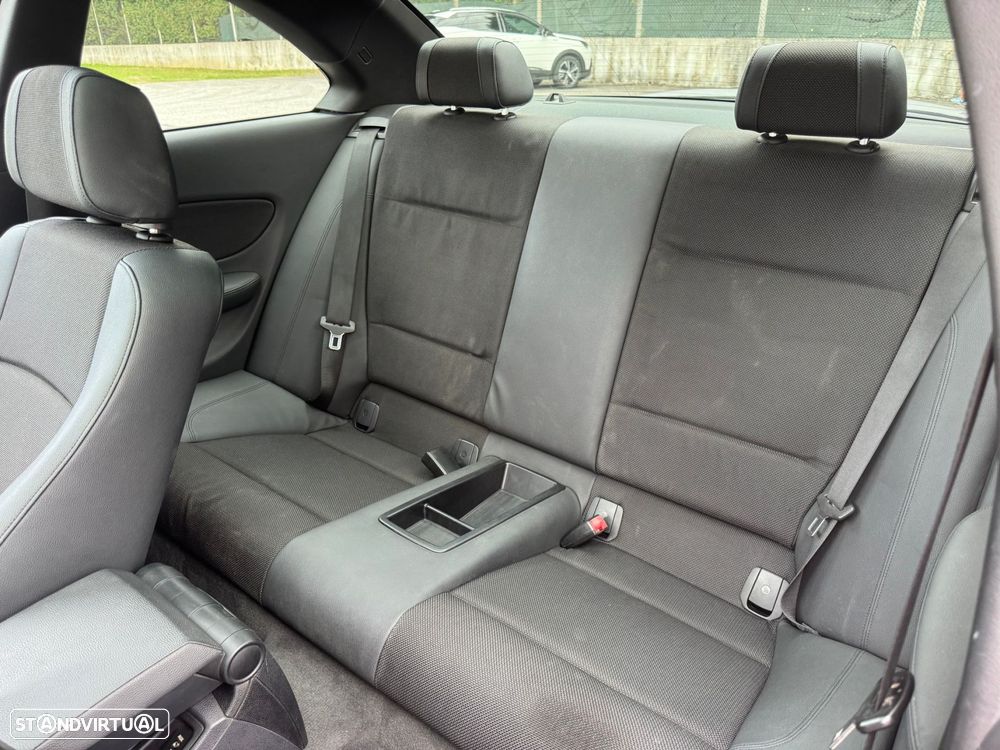 BMW 123 d Coupe - 12