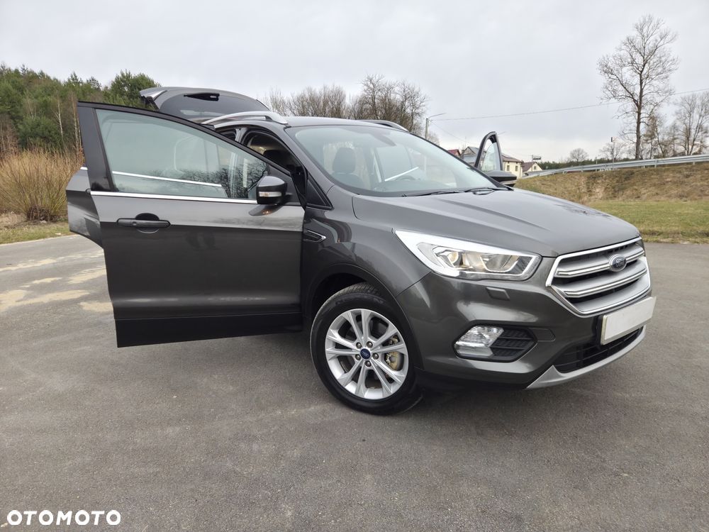 Ford Kuga 1.5 TDCi 2x4 Cool & Connect - 25