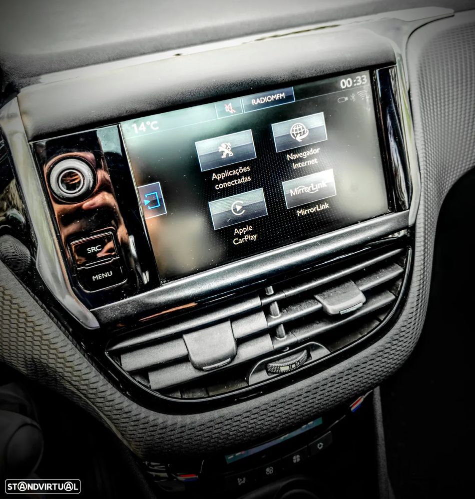 Peugeot 208 1.2 PureTech Allure - 18