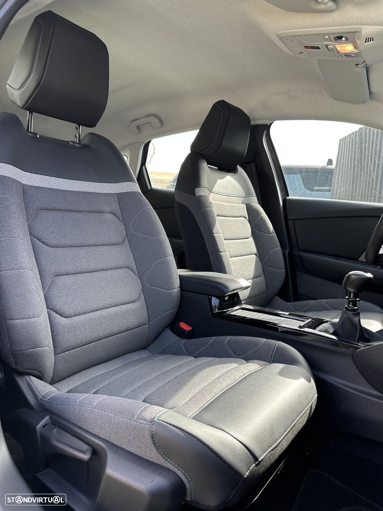 Citroën C4 1.2 PureTech Max - 18