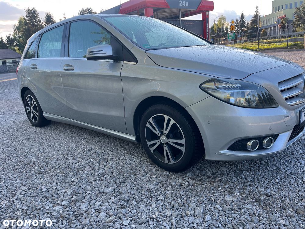 Mercedes-Benz Klasa B 180 d Peak Edition - 2