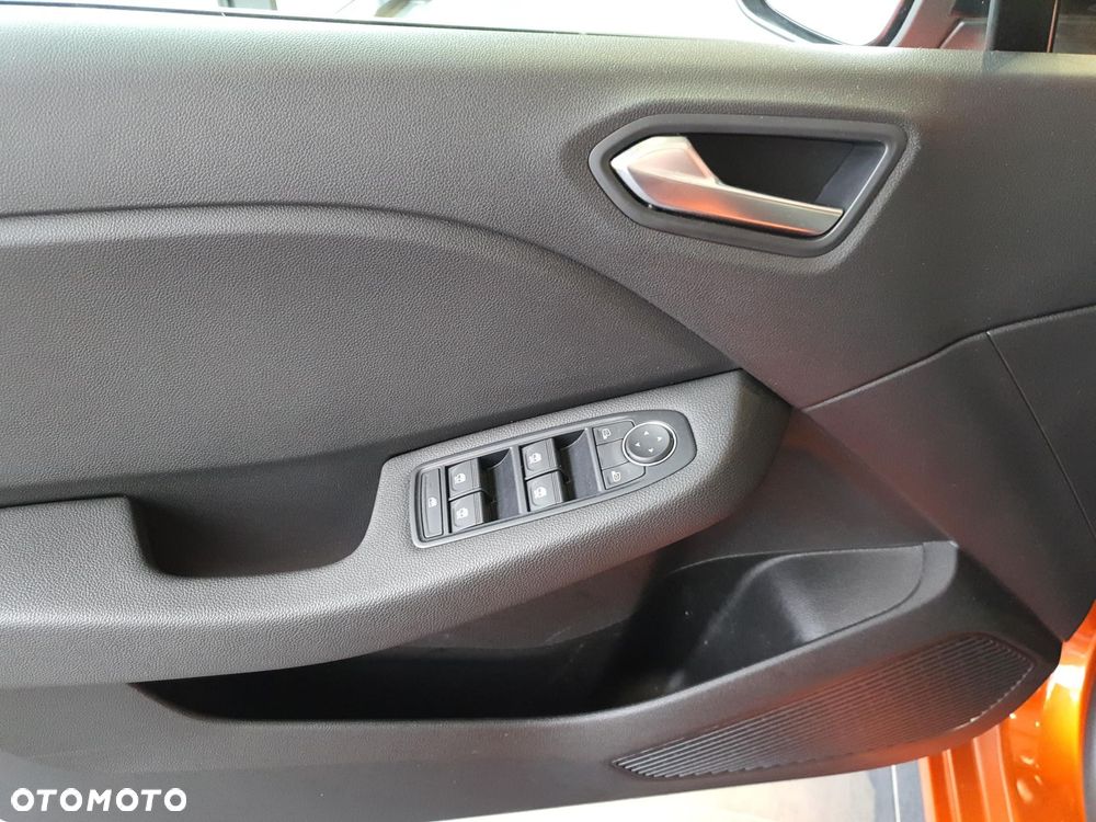 Renault Clio 1.0 TCe Evolution - 10