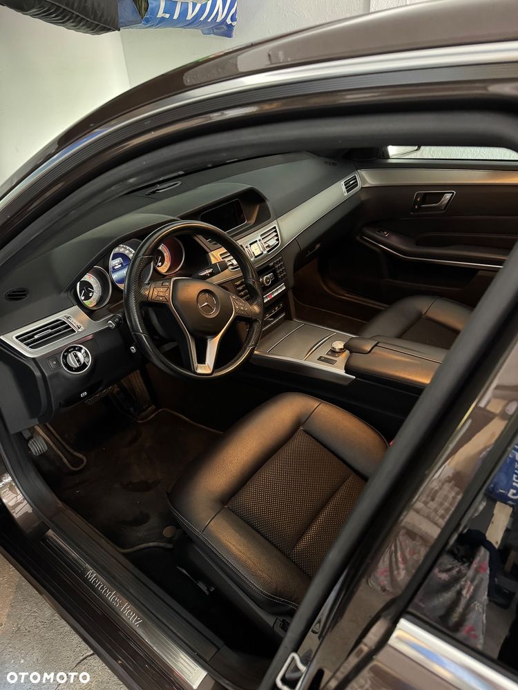 Mercedes-Benz Klasa E 200 CDI 7G-TRONIC Avantgarde - 20