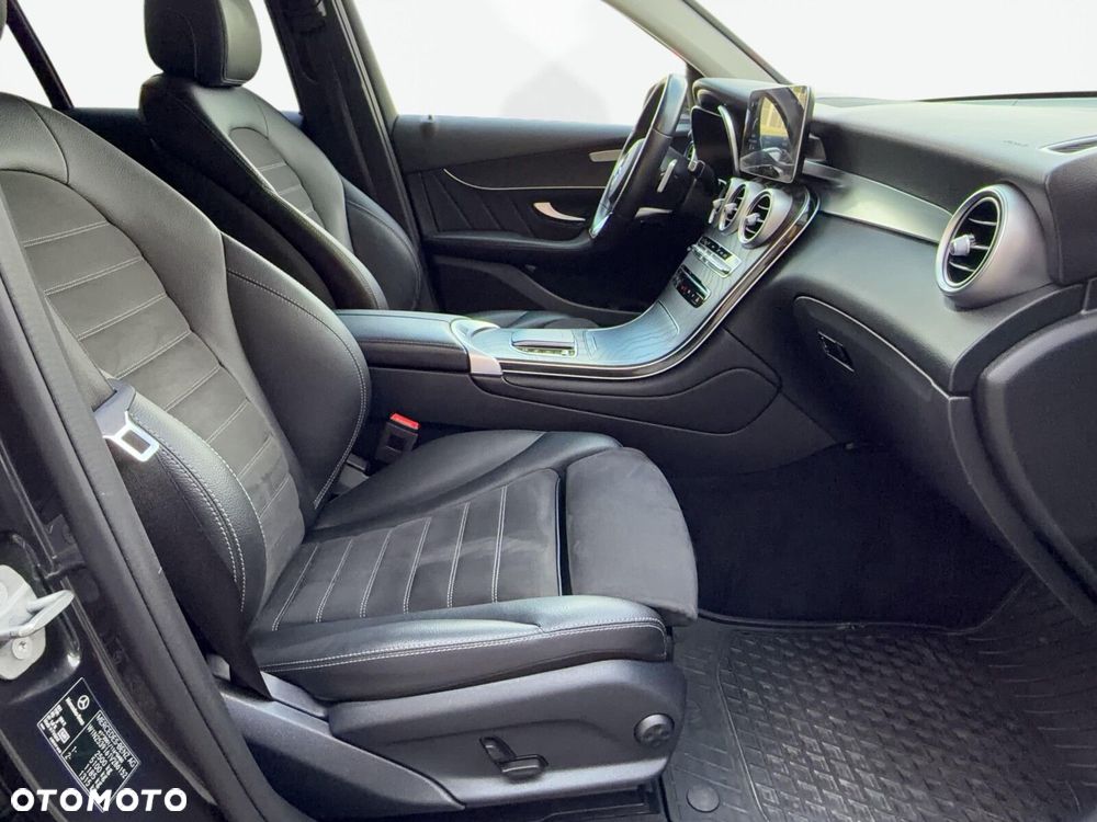 Mercedes-Benz GLC 200 d 4-Matic - 14