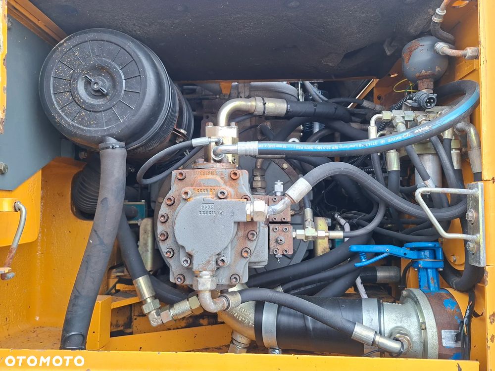 Liebherr A904 Koparka Przeładunkowa - 10