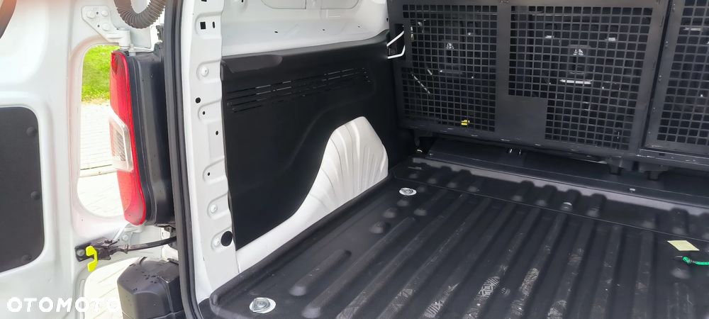 Toyota Proace City - 7