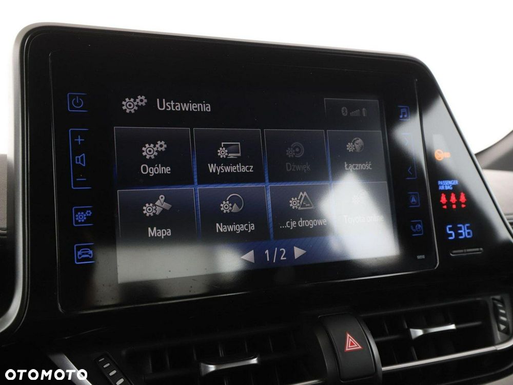 Toyota C-HR 1.8 Hybrid Dynamic - 24