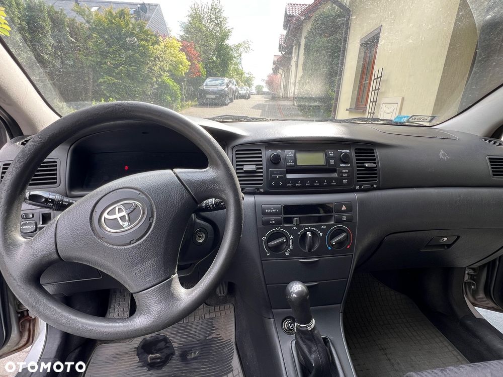 Toyota Corolla 1.4 VVT-i Terra Polaris - 11