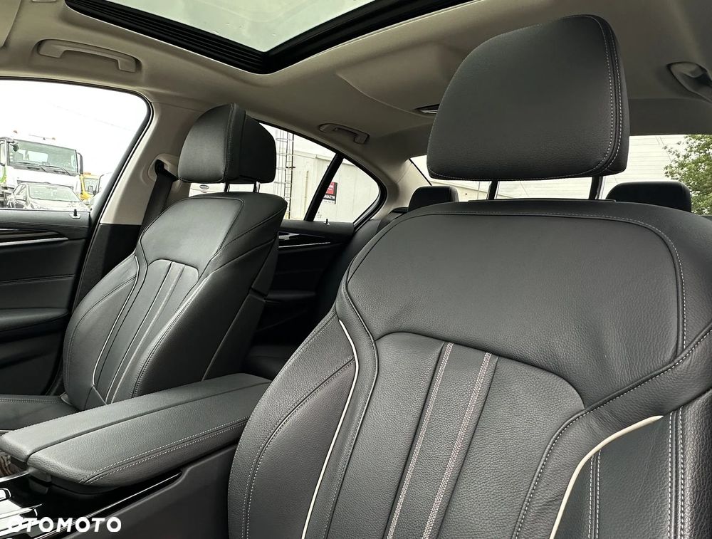 BMW Seria 5 530d xDrive mHEV Luxury Line - 18