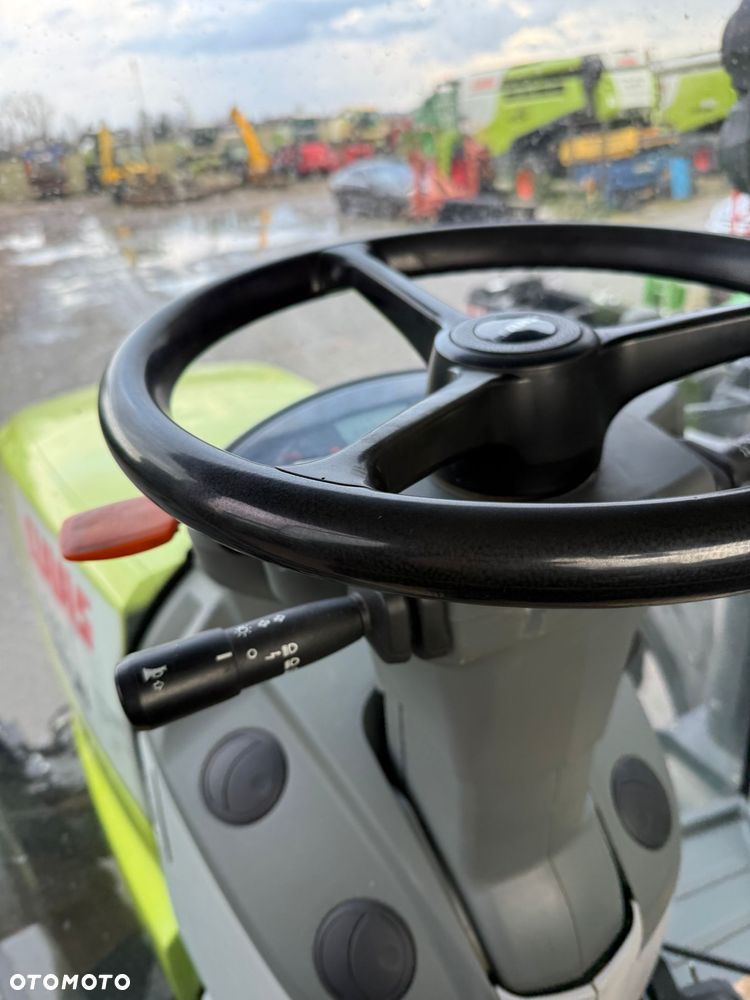 Claas ARION 640 CEBIS  650 660  JOHN DEERE 6930 - 22