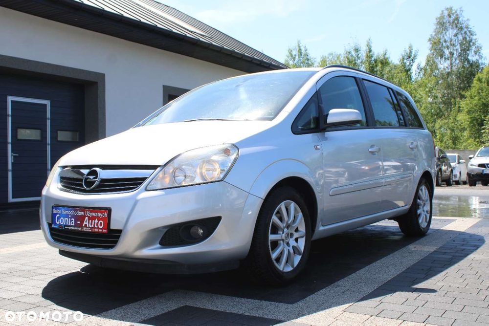 Opel Zafira - 11