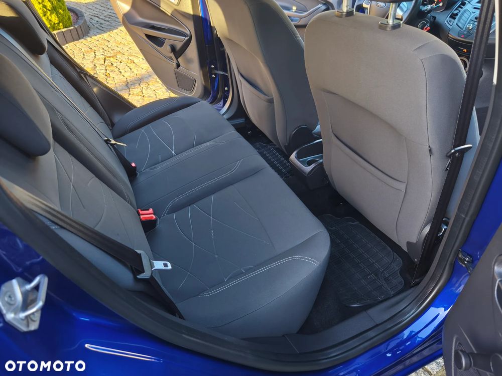 Ford Fiesta 1.25 Celebration - 37