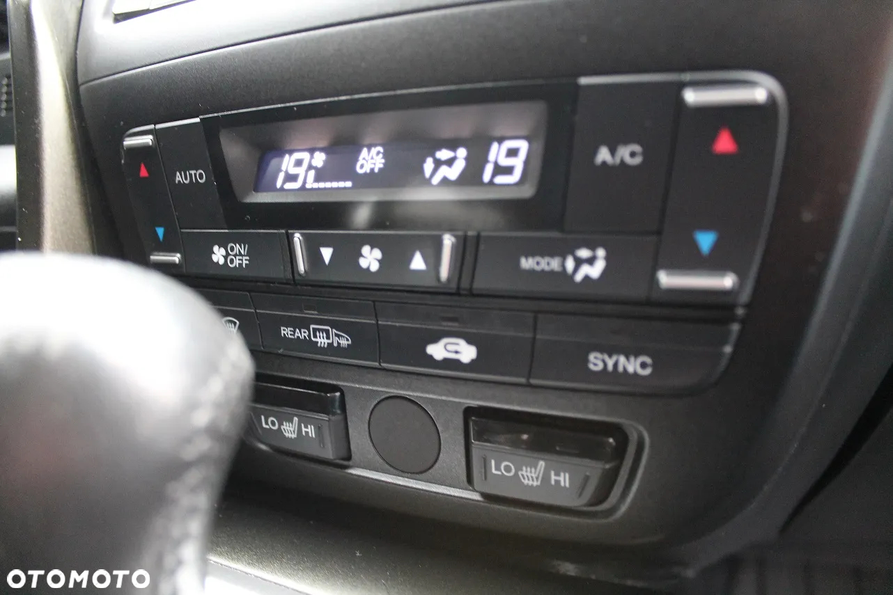 Honda Civic 1.8 Elegance - 29