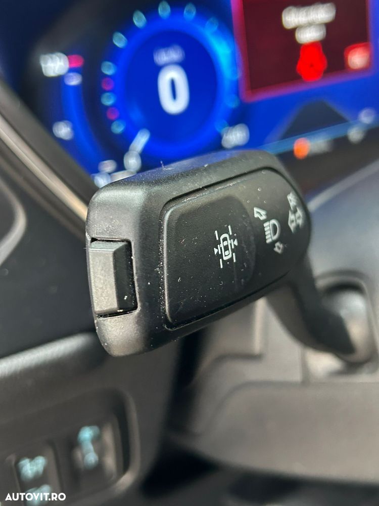 Ford Kuga 2.0 EcoBlue A8 AWD Titanium - 17