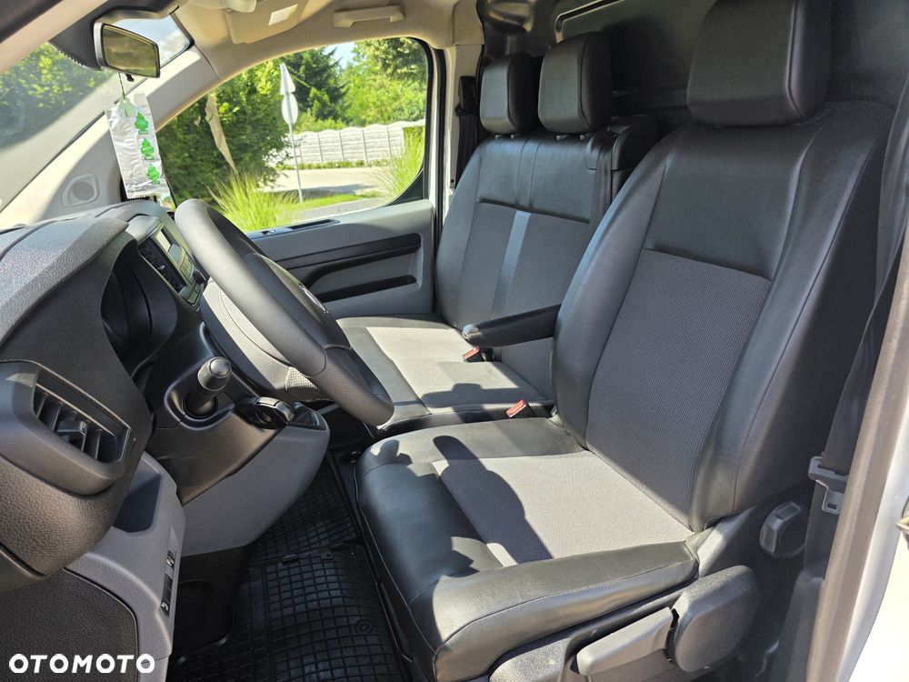 Opel Vivaro - 19