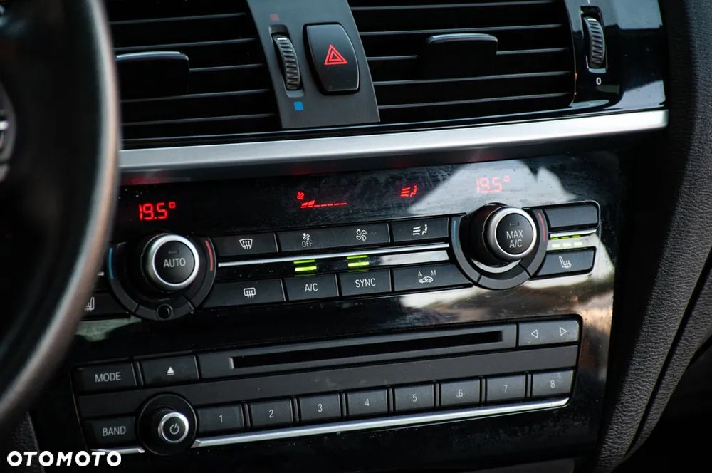 BMW X4 xDrive28i - 32