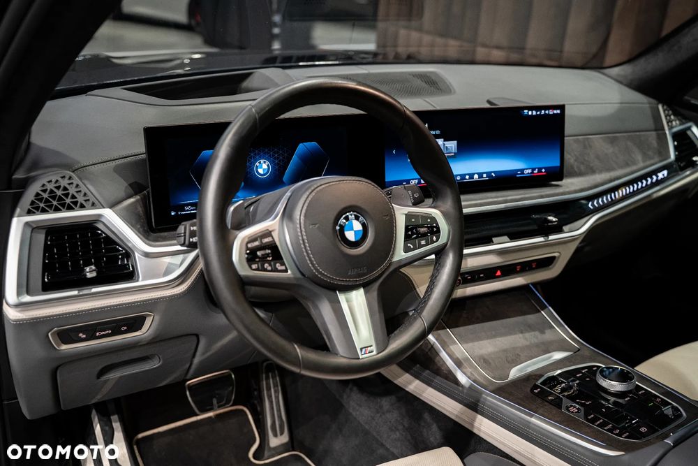 BMW X7 - 15