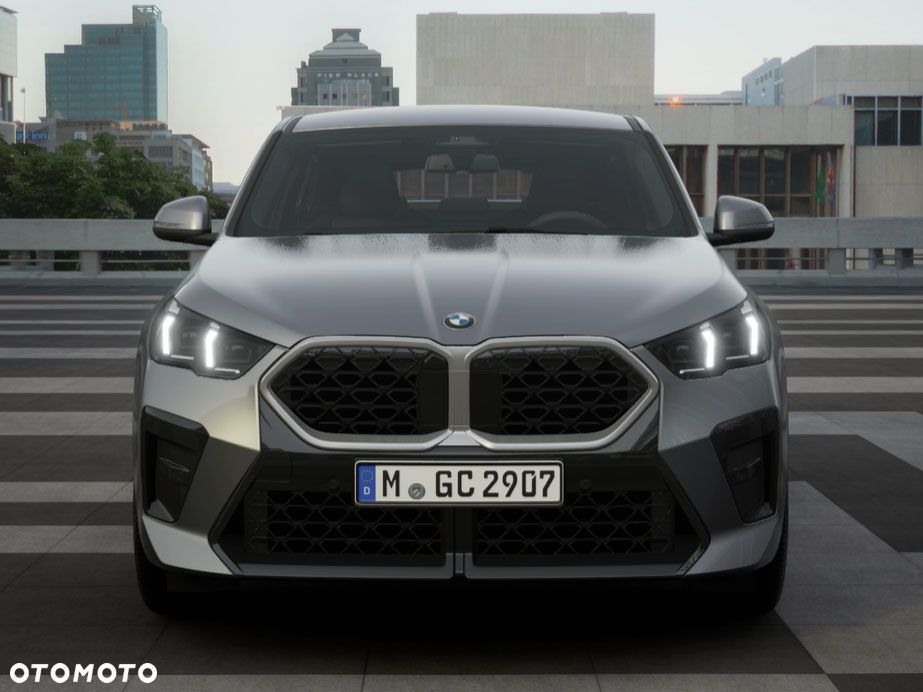BMW X2 - 5