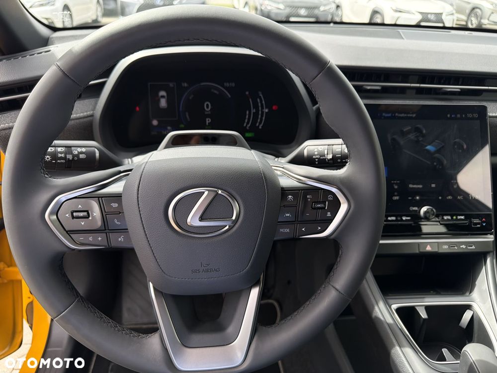 Lexus LBX 1.5 Hybrid - 16