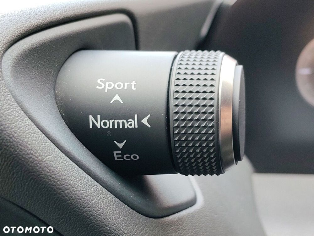 Lexus UX 200 GPF Business Edition 2WD - 28