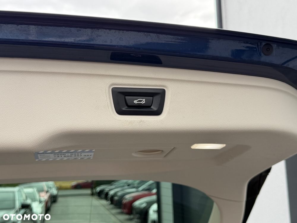 BMW Seria 3 320e Sport Line - 27