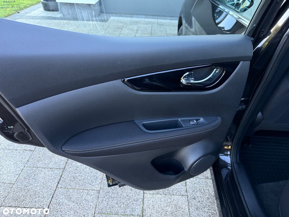 Nissan Qashqai 1.2 DIG-T N-Vision - 10