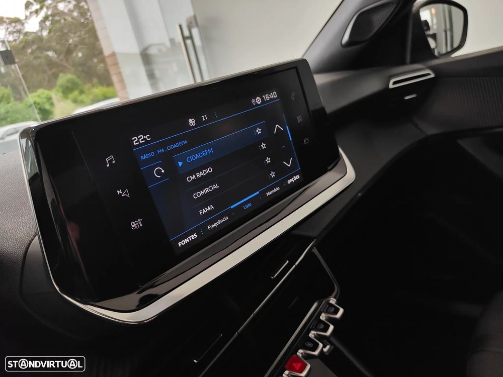 Peugeot 2008 1.2 PureTech Allure - 52