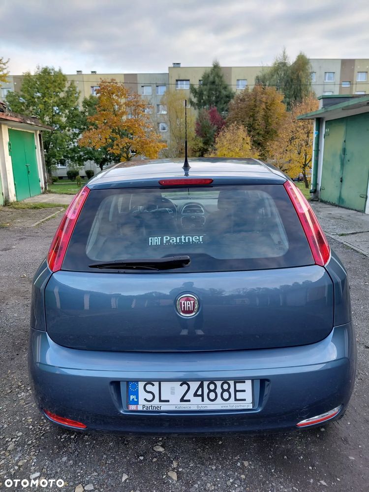 Fiat Punto 1.4 Easy S&S - 3