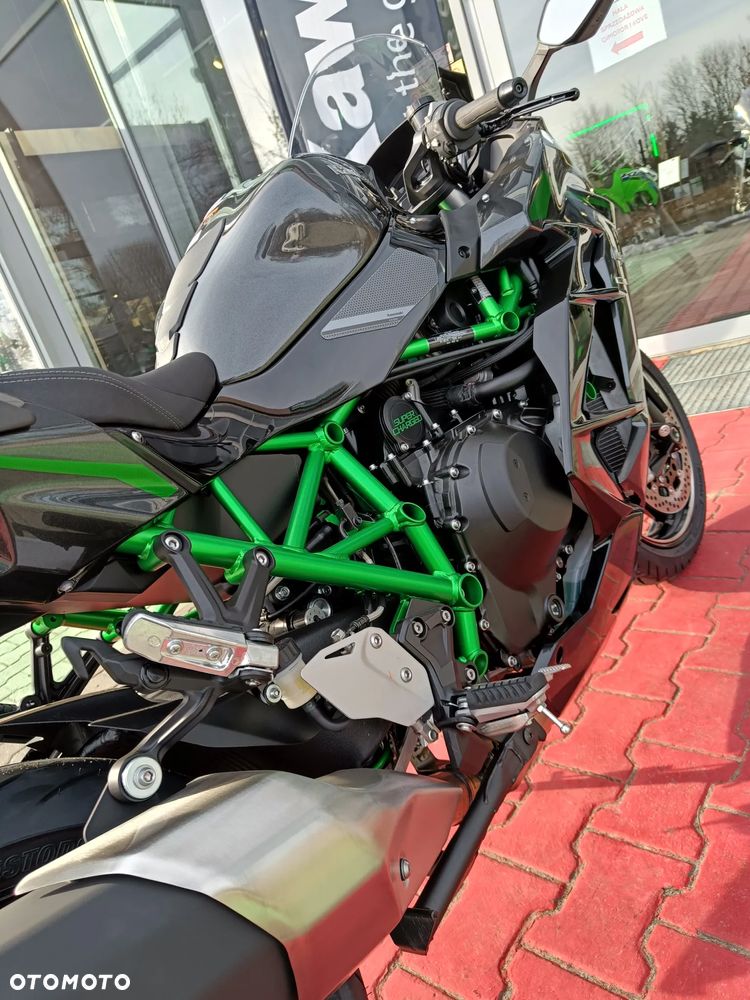 Kawasaki H2 - 33