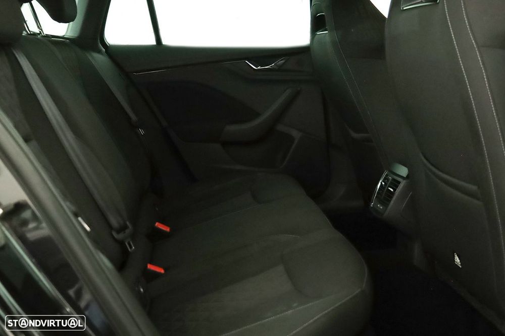 Skoda Kamiq 1.0 TSI Ambition DSG - 21
