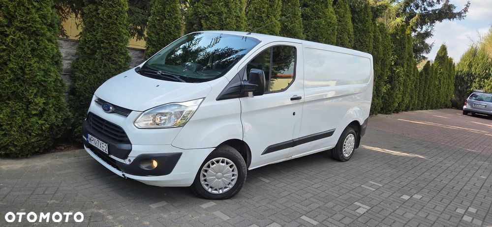 Ford TRANSIT CUSTOM - 17